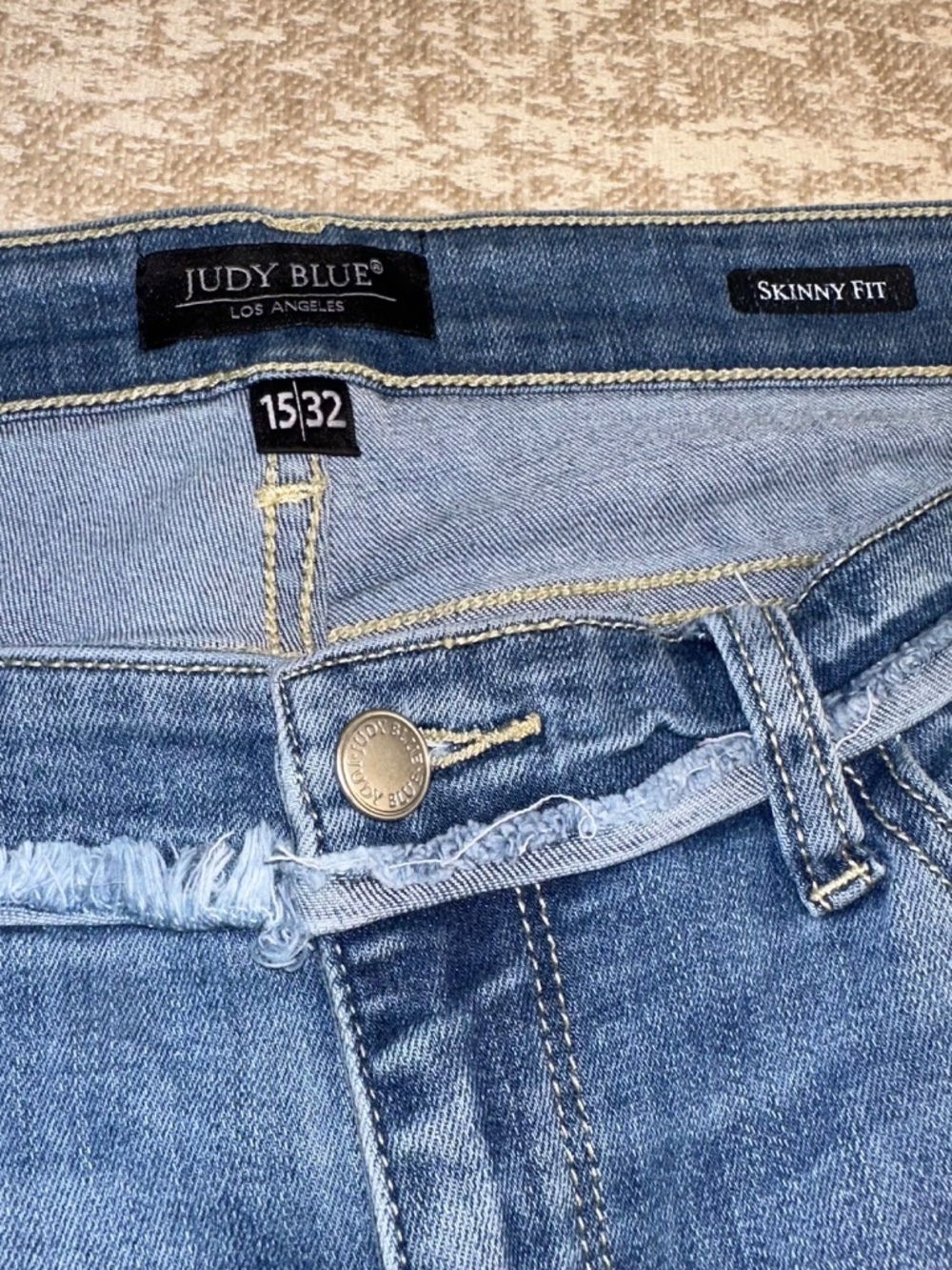 Judy Blue Skinny Fit Jeans. Size 15/32 - Picture 3 of 6